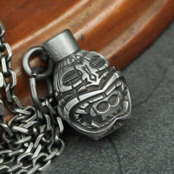 Indian totem grenade pendant Mexico Death Souls Animals Labor Native War Cultural Heritage Symbol 925 Silver Brass Jewelry for Men and Women