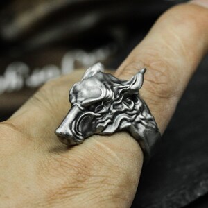 Silver Wolf King Ring - Animal Head Totem Band for Men