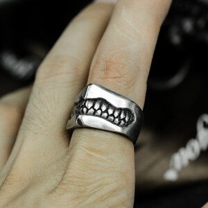 Furious Teeth - Made of 925 Silver Men’s Ring