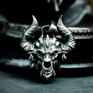 Bull Demon Nose Ring 925 Silver Pendant - Minotaur Men&#39;s Unique Silver Necklace - Bull Demon Myth iruo