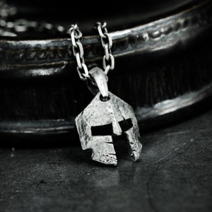 Spartan mask 925 silver pendant necklace - Warrior silver pendant sterling silver pendant - Personalized handmade gift - Craftsman made