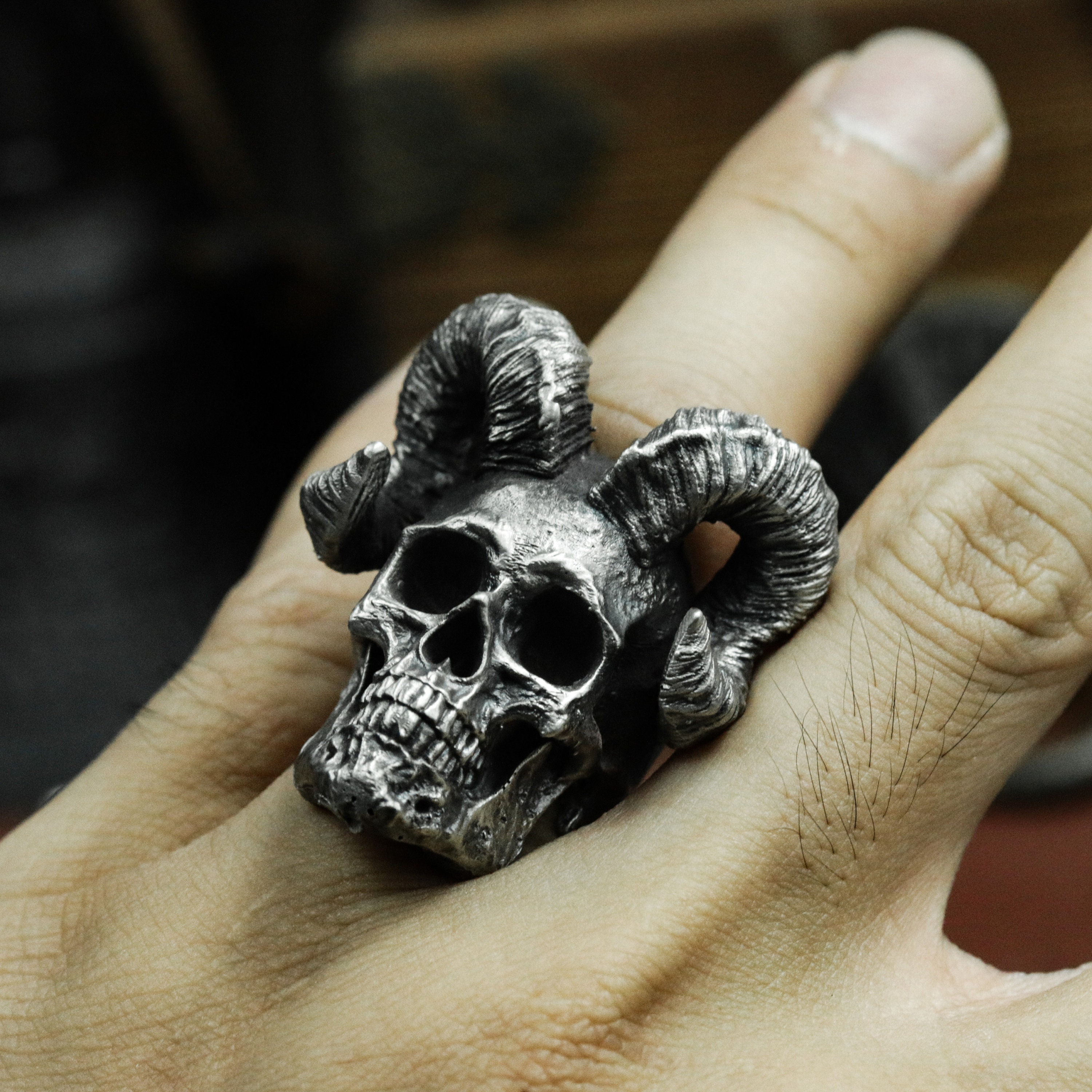 Satan Skull Ring - Curved Ram Horns Large Silver Band Men - Etsy