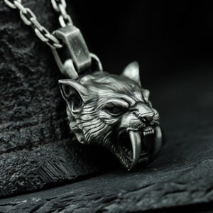 Saber-toothed tiger 925 silver necklace pendant - Smilodon pendant jewelry - king of beasts pendant gift for men
