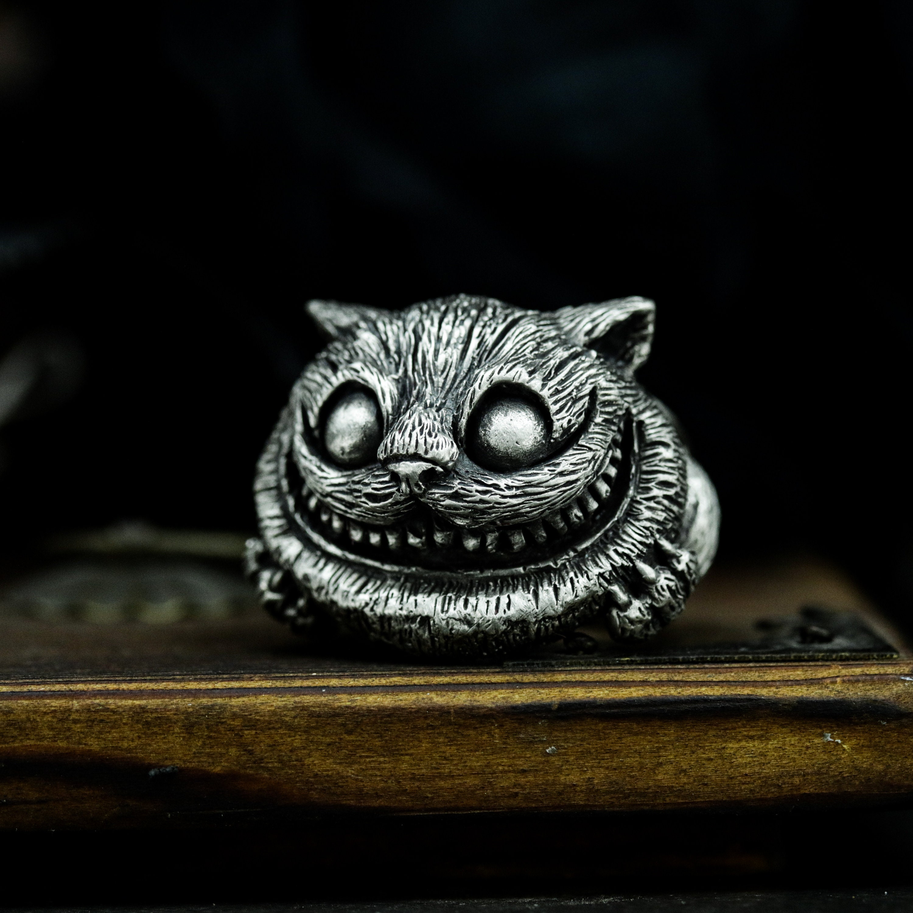Cheshire Cat 925 Silver Ring - Mysterious Grinning Cat From Cheshire Cat 925 Silver Ring - Mysterious Grinning Cat From