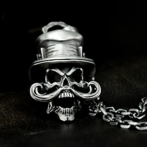 Top Hat Skull Silver Pendant Necklace - Gentleman Poker Classical Gothic Necklace - Godfather Skull European Style Old Master Silver Pendant