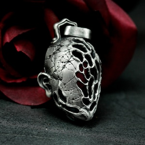 Corroded Hollow Mask Pendant - Ghost Face Silver Weird Art