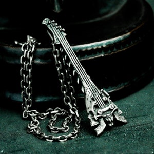 Skull Rock Bass 925 Silver Pendant - Hell Band Bassist Necklace - Unique Gift for Hip Hop Musicians