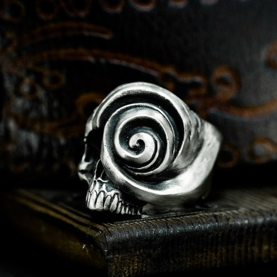 One-Eyed Swirl Skull 925 Silver Ring - Maze Vertigo Biker Men's Skull Ring - Classic Trendy Skull Silver Ring Gift