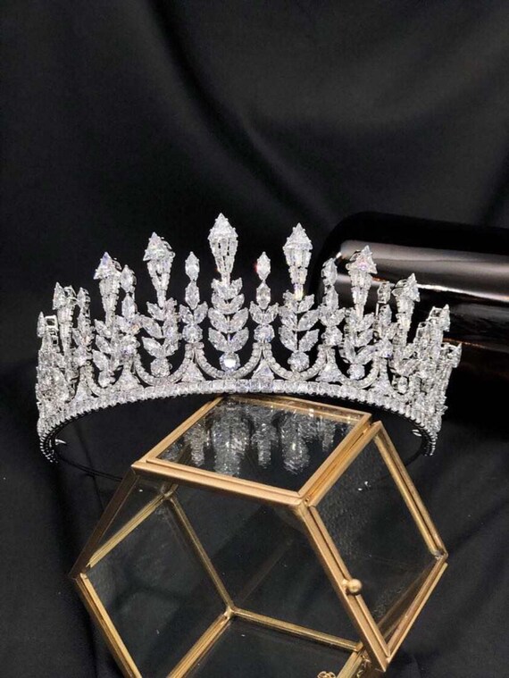Platinum-Plated Cubic Zirconia Wedding Tiara, 5.7\
