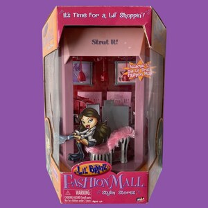Bratz outlet mall playset