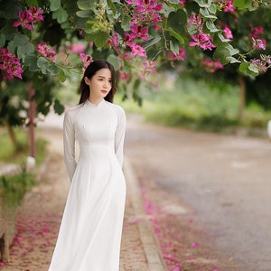 Vietnamese silk white dress áo dài trắng trơn dài tay Ao dai white ,Ao Dai for Girls,Ao Dai for Women, Ao Dai Going To School image 2