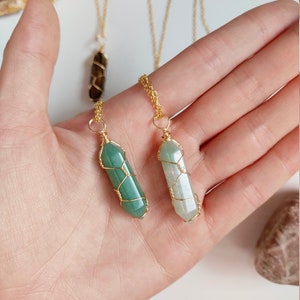 Raw crystal necklace, Wire Wrapped Crystal Necklace, Clear Quartz Crystal Point Necklace, birthstone necklace, golden silver crystal Jade