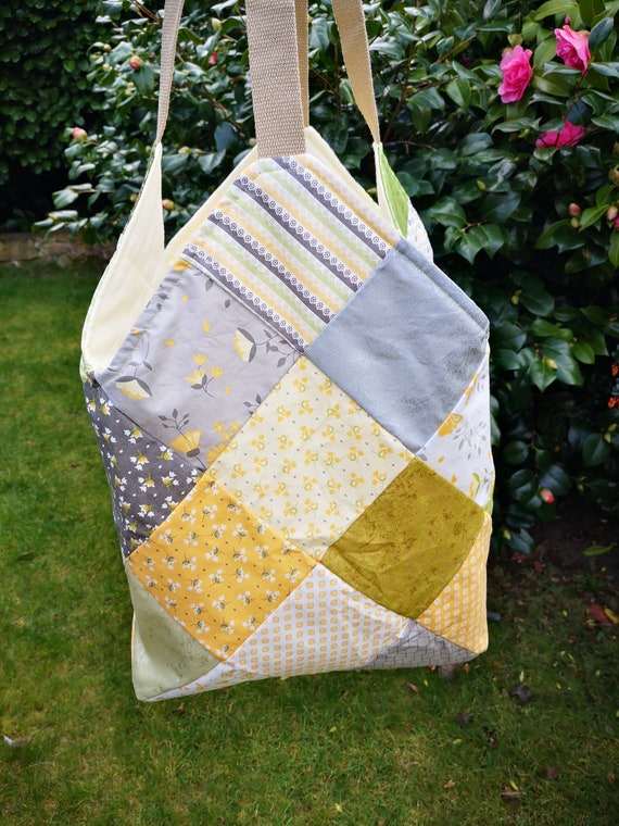 Mondo purse online