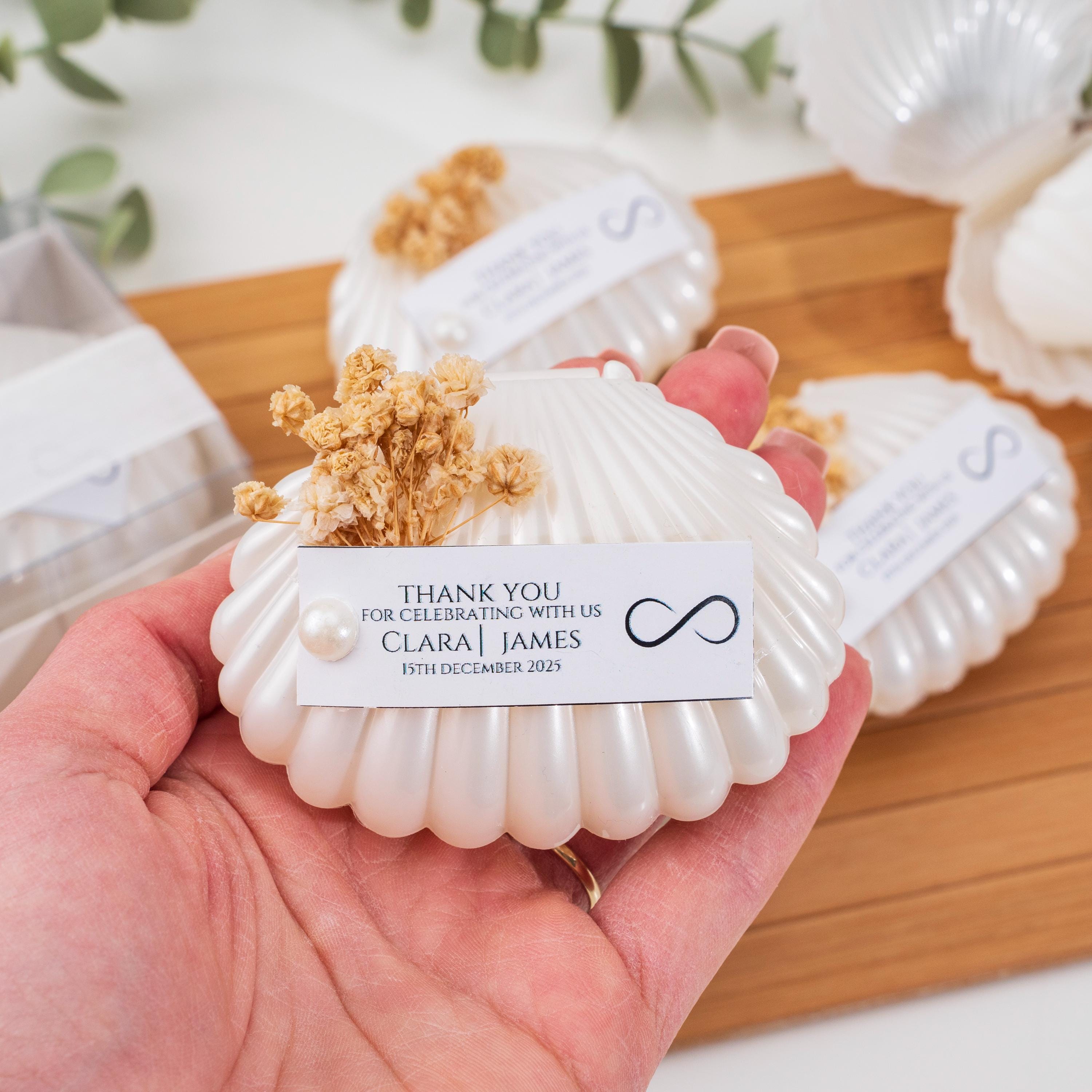 Personalized Sea Shell Handmade Candle Favors, Oyster Candle Box Decorated with Pearls, Custom Wedding Candle Favors, Bride Shower Favors