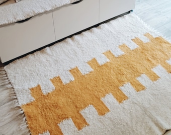 Handmade wool scandy rug for home, Traditional boho rug from Ukraine, Eco-friendly natural wool coverlet, Perfect housewarming gift
