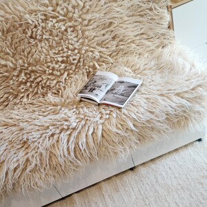 Fluffy Wool Rug, Shaggy Hand Woven Scandinavian Rug, Flokati Ivory Carpet, Natural Couch Cover Bedroom Aesthetic, Cozy Home Gift image 7