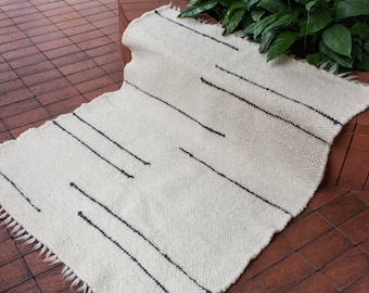 Sheep Wool Blanket, Striped Runner Rug 43&#39;&#39;x65&#39;&#39;, Wool Blanket, Designer Rug for Living Room, Bedroom, Handwoven Rug