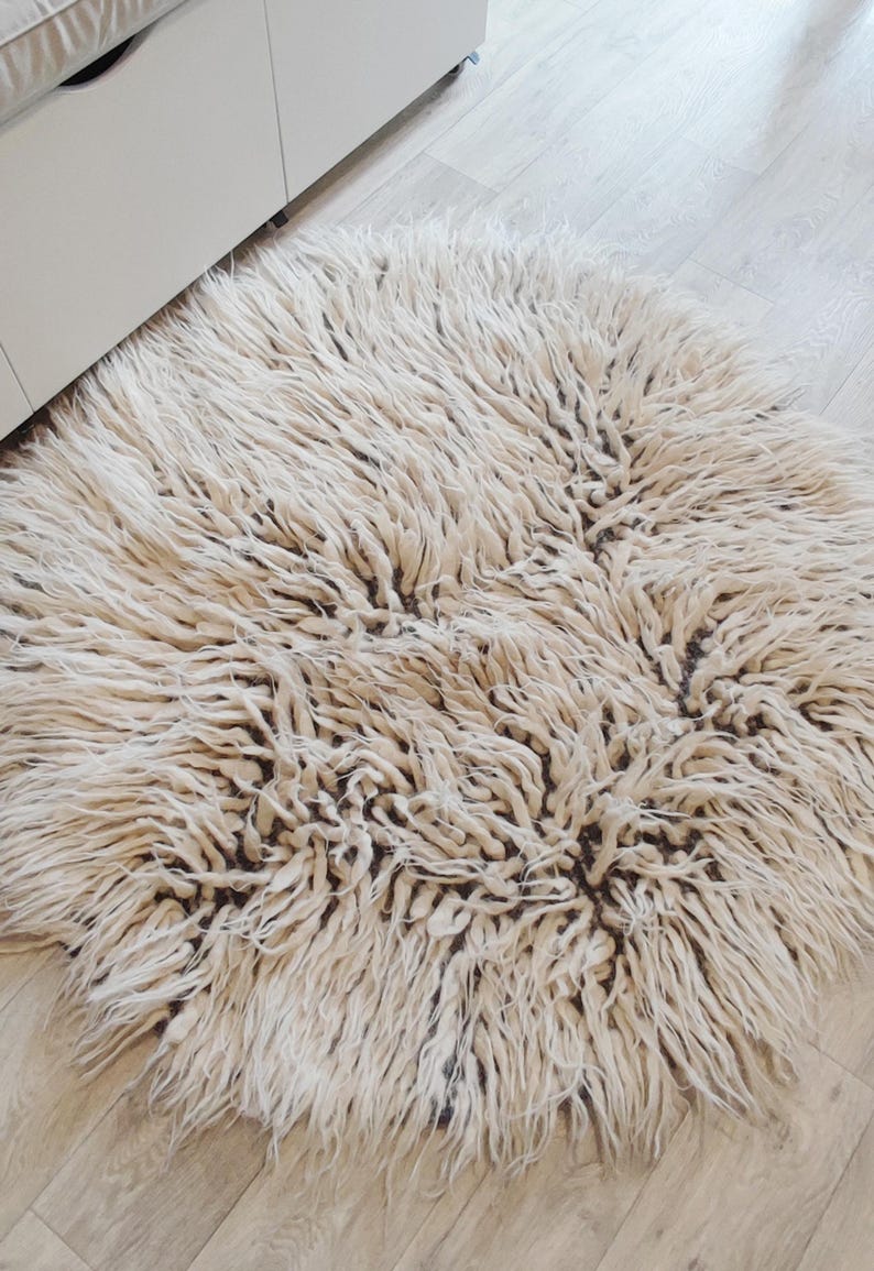 Fluffy Wool Rug, Shaggy Hand Woven Scandinavian Rug, Flokati Ivory Carpet, Natural Couch Cover Bedroom Aesthetic, Cozy Home Gift image 8