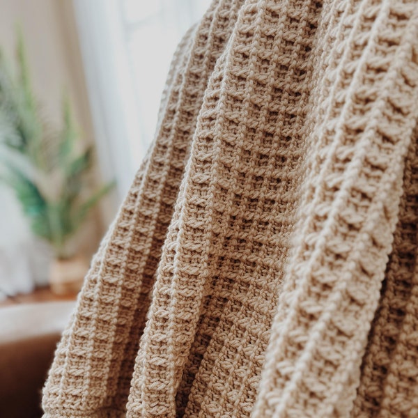 Patrón de manta de crochet tunecino con punto gofre (descarga en PDF)