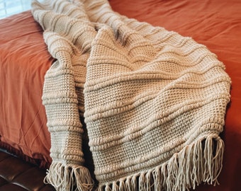 Couverture texturée au crochet tunisien - Modèle de jeté au crochet tunisien - Modèle de couverture tunisien au crochet - The Udelia