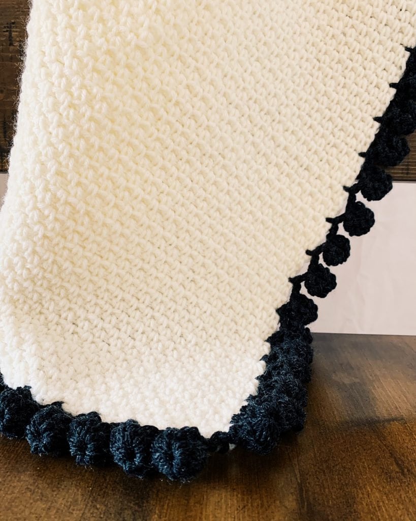 39 Crochet Borders with Lace, Scallops, Frames, and Table Runners 22 Easy Crochet Baby Blanket Pattern with Bobble Border