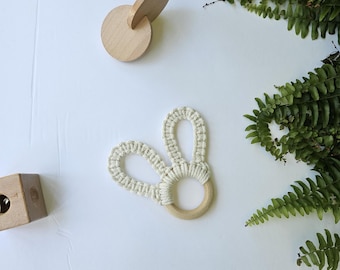 Juguete de macramé con orejas de conejo para bebé, juguete bohemio para bebé, juguete masticable para bebé, mordedor para bebé, juguete de macramé, juguete de madera, regalo para bebé