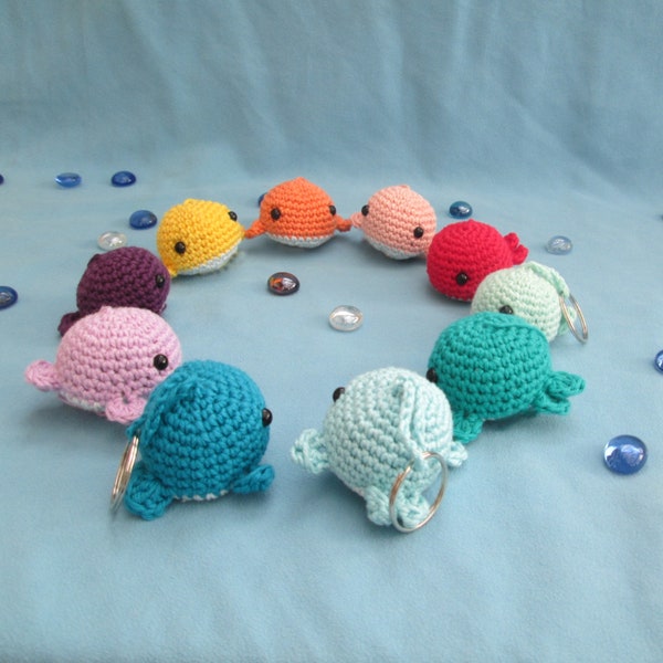 Porte-clés petite baleine fait main au crochet | Porte-clés baleine Kawaii | Mignones baleine amigurumi fait main au crochet |