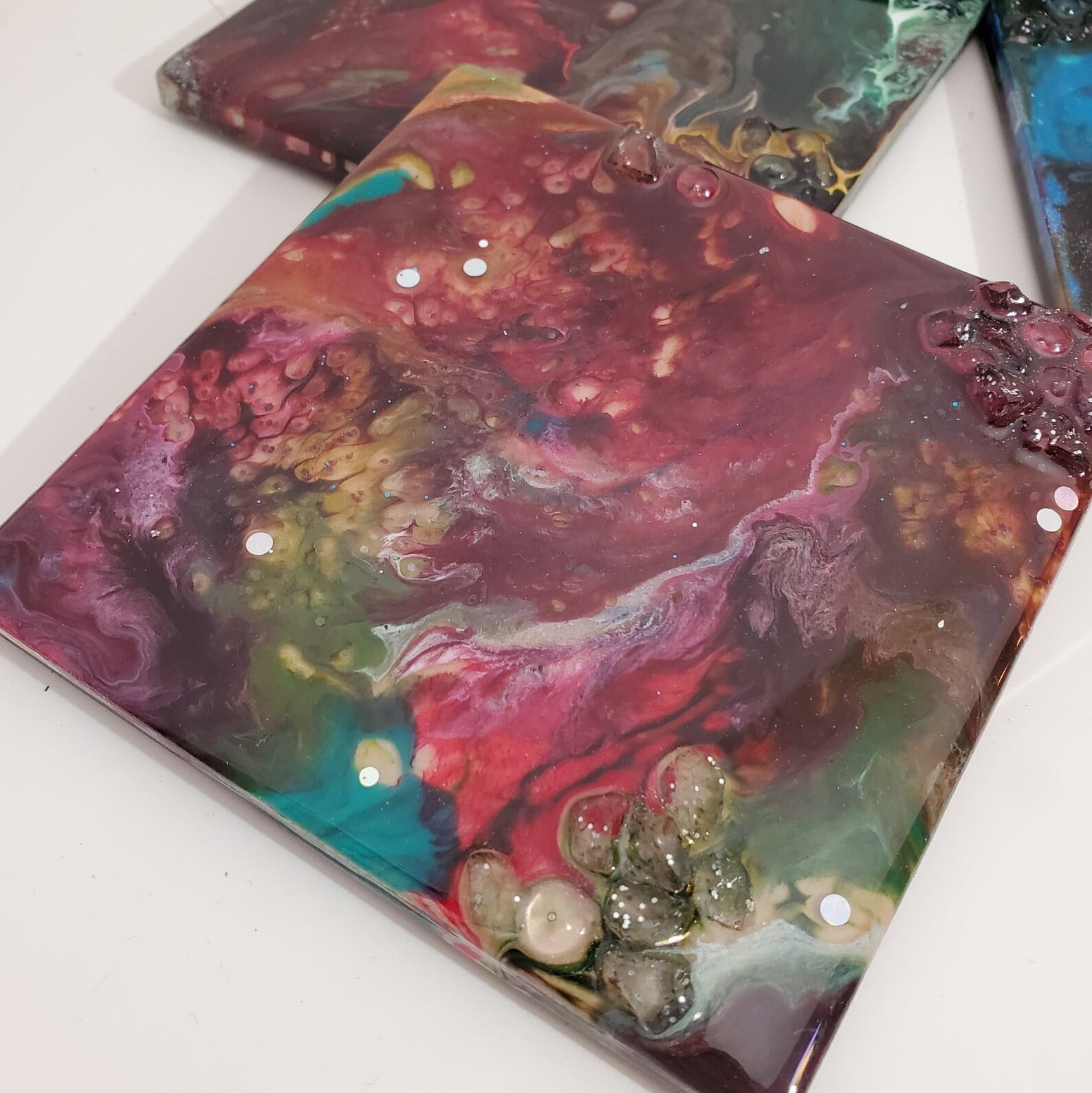 Dirty Pour Epoxy Resin op zandstenen onderzetters Etsy