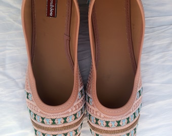 Handmade Jaipuri Jutti: Rajasthani Mojari Sandal for Women