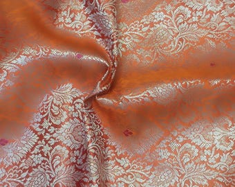 Indiase topkwaliteit oranje en goud zijdebrokaat: materiaal Indiase bruiloft bruidsjurk