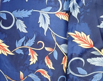 Blüten-Druck Satin Charmeuse Stoff: Blaue Blumen Viskose