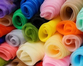 Organza-Stoff: Leichtes, schieres Polyester für Hochzeits- & Partydekor