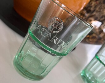 Specchio Da Parete Con Cornice Spessa E Logo Bacardi - 20 X 30 Cm, Stile Retrò Pubblicitario