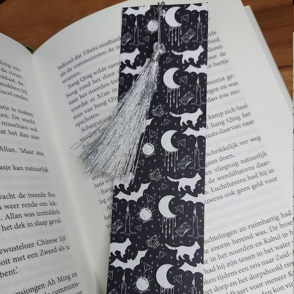 Bookmark Spooky Cat, Moon theme - double sided white-black