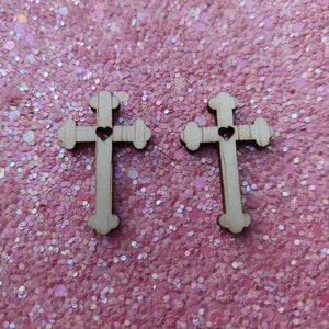 Wooden Cross with Heart - Small Christian Cross Wooden Craft Shapes 30x19.7mm x thickness 3.6mm