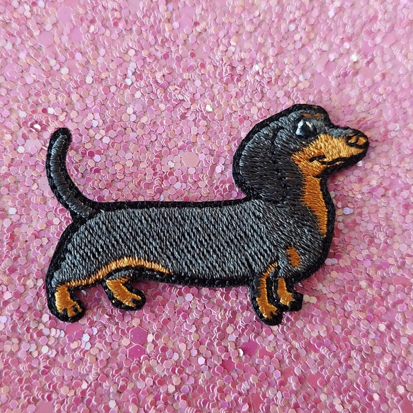 Parche termoadhesivo perro salchicha - emblema del perro - amantes de los perros salchicha