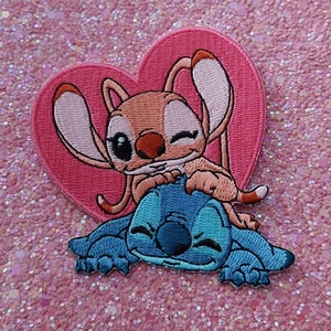 Parche termoadhesivo inspirado en Lilo y Stitch y Angel de Disney