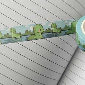 Taśma Washi Szkocja Potwór z Loch Ness-Nessie taśma washi 15 mm x 10 m-dobrej jakości taśma washi Szkocja-dziennik podróży-notatnik