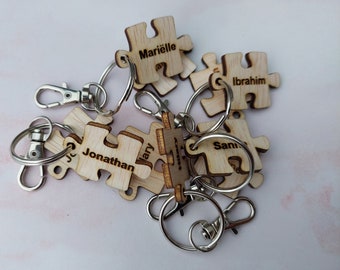 Gepersonaliseerde Puzzelstukje Sleutelhanger; gunsten voor kinderfeestjes; puzzel sleutelhangers, kleine sleutelhangers; trouw bedankjes