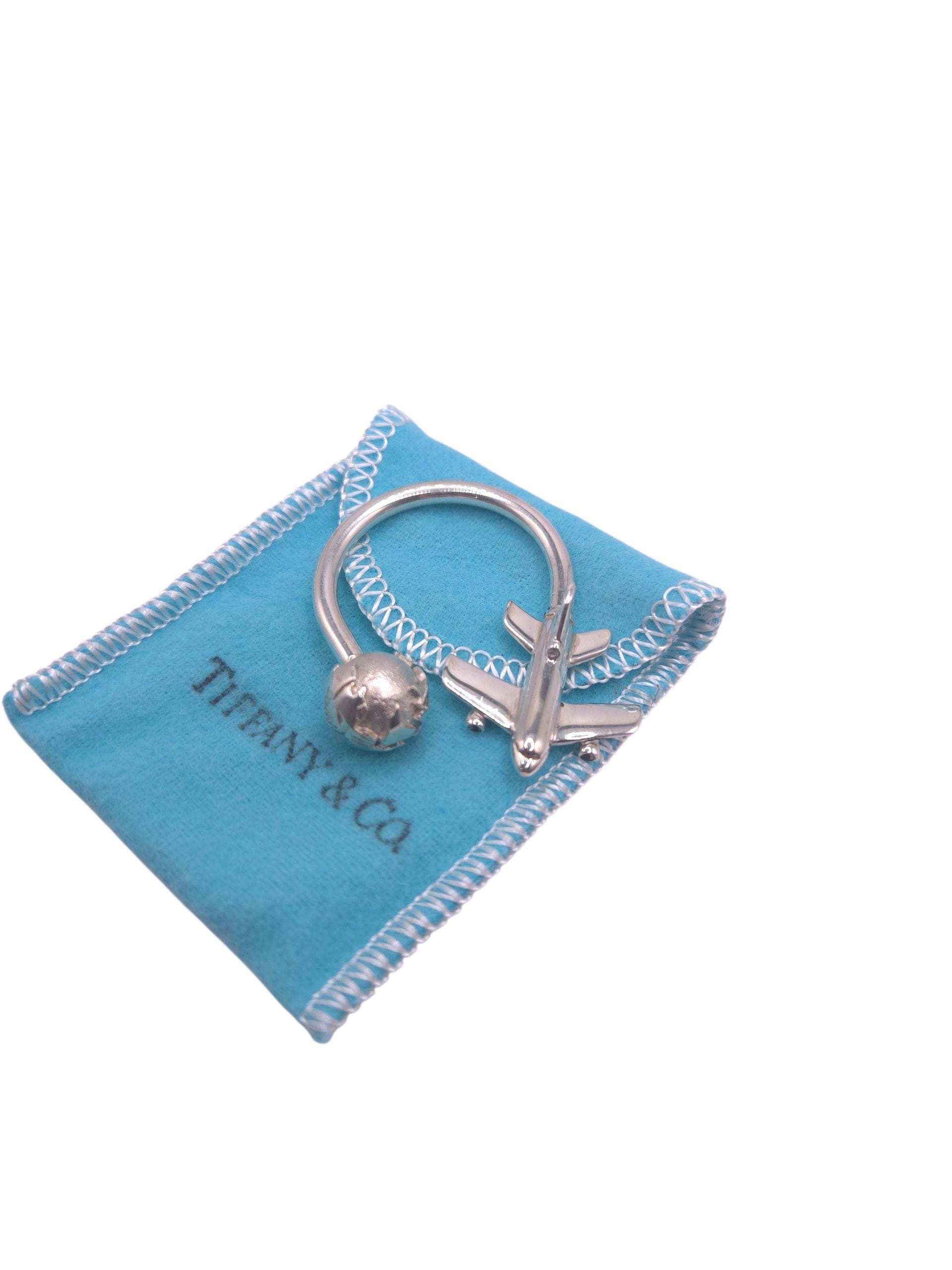 Tiffany & Co Sterling Silver　飛行機　キーホルダー Tiffany & Co. Sterling Silver Globe Airplane Key Ring | Travel