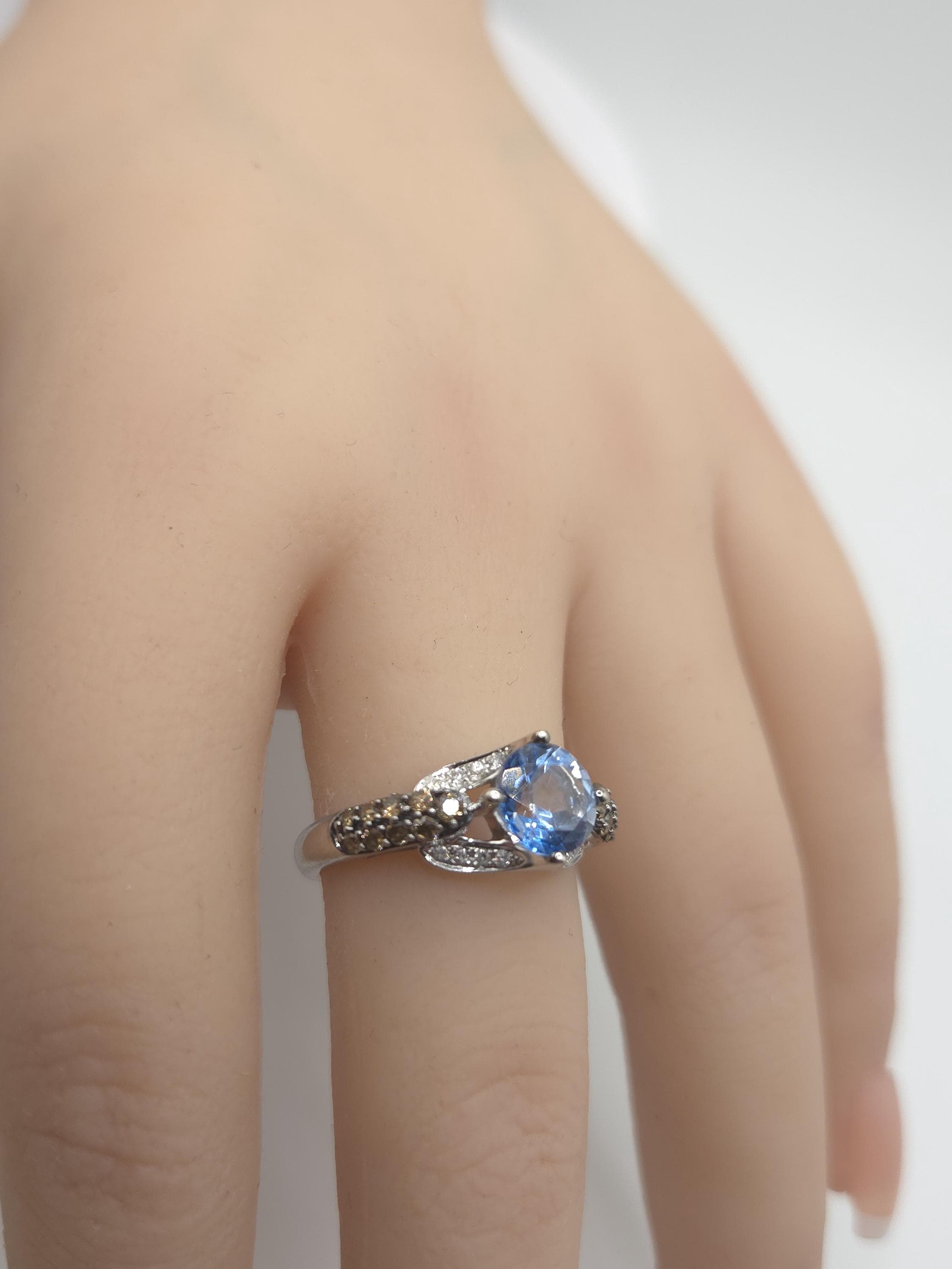 Wave Pattern London blue topaz Ring | Temple & Grace NZ
