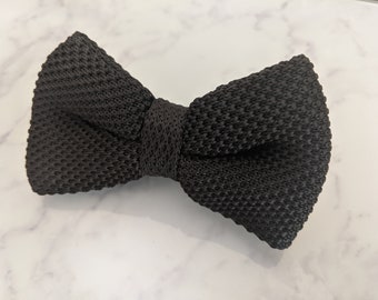 Bow Tie for Men. Black and White Striped Knitted Bow - Etsy
