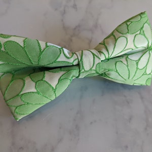 Green Floral Bow Tie