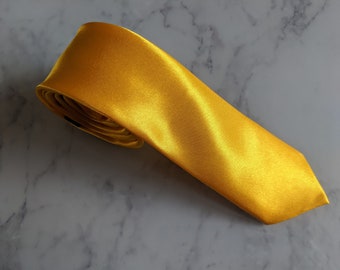 Mens Yellow Gold Tie