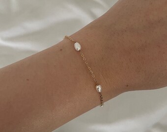 18k Gold Dainty Pearl Bracelet • Gold Plated Stainless Steel • Tarnish Resistant