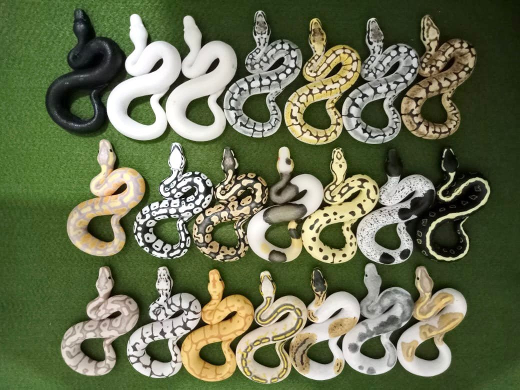 Customizable Ball Python Miniature / Figure / Sculpture / Necklace / Snake Pendant / Keychain/ Gift / Replica / Resin / Pet Memorial