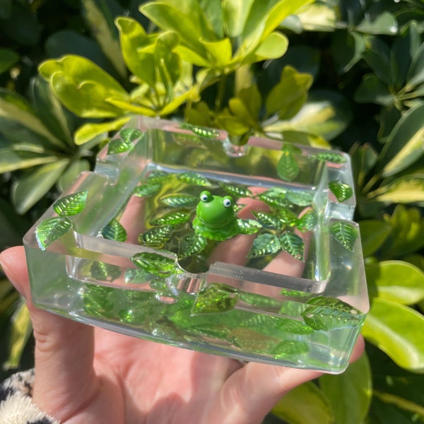 Green Froggy with Leaves Resin Ashtray | Unique Frog Gift | Cute Frog Jewelry Dish