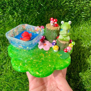 Yoga Frog in Mushroom Swamp Tray | Kawaii Catchall Jewelry Ring Trinket Dish | Cute Handmade Resin Home Decor | Unique Gift for Him or Her