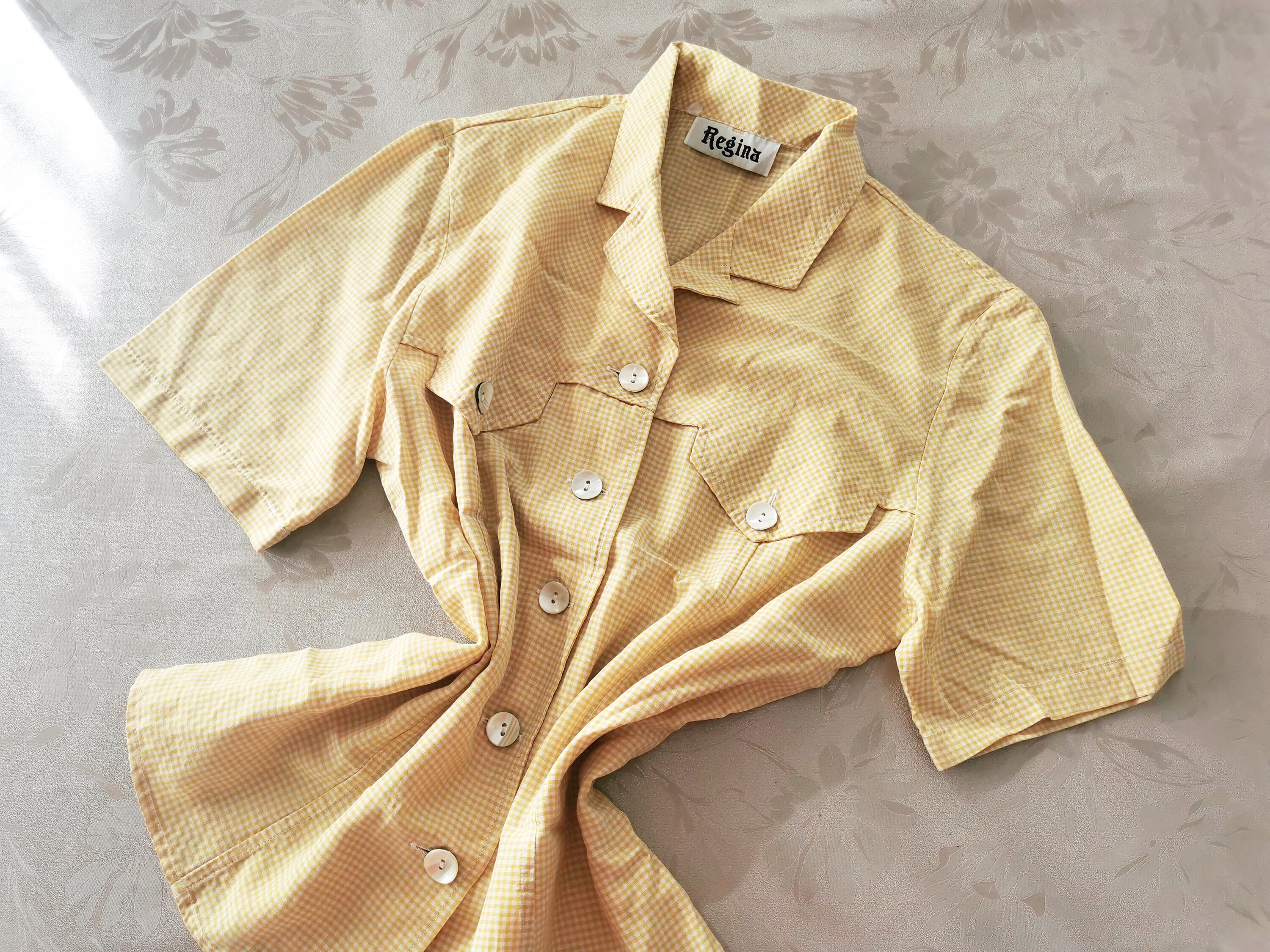 Vintage women's "Regina" checked shirt.