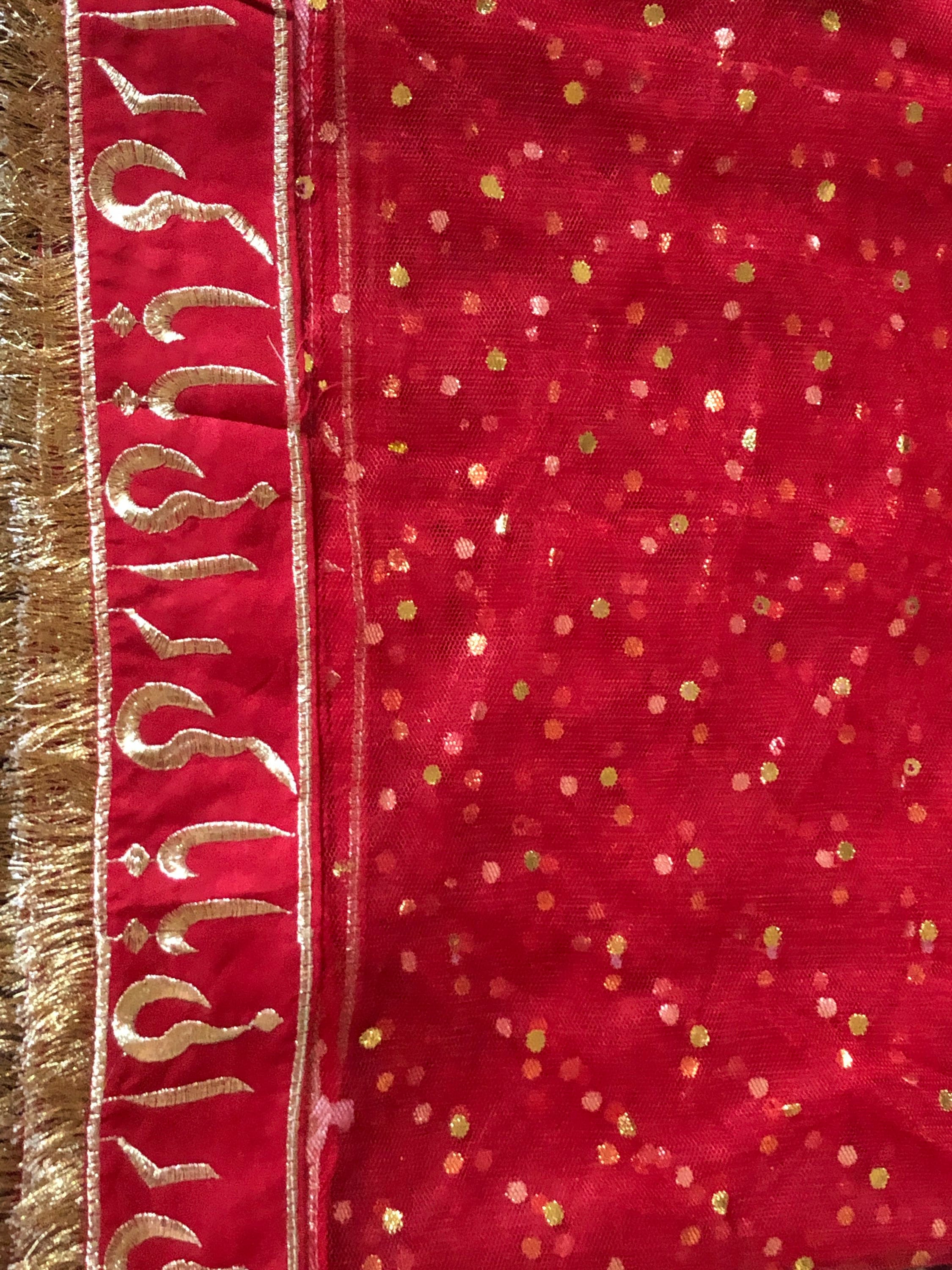 nikah red dupatta